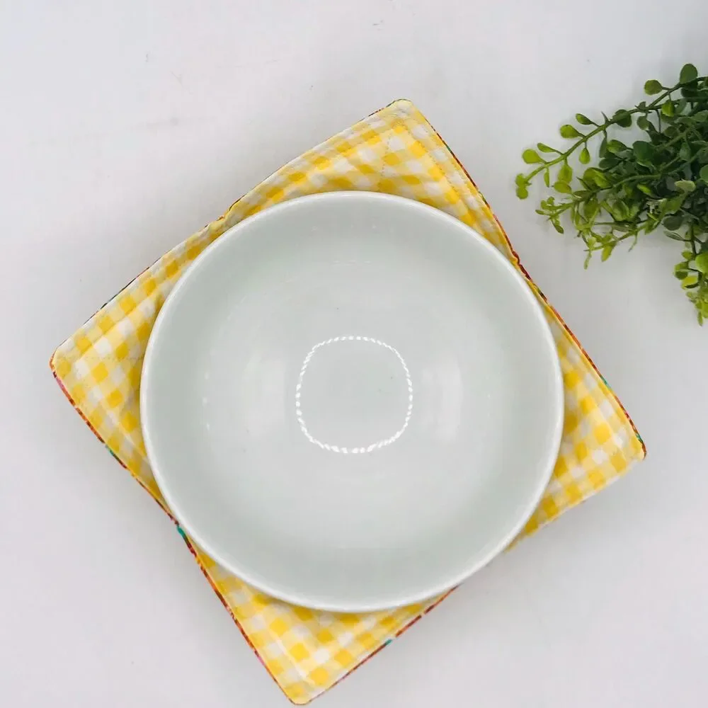Microwave Soup Bowl Cozy, Reversible Bowl Orange Pinks And Yellow Florals